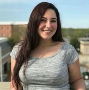 Meet your Posher, Lauren